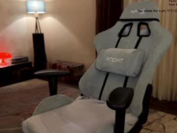 ksenomi's chat room