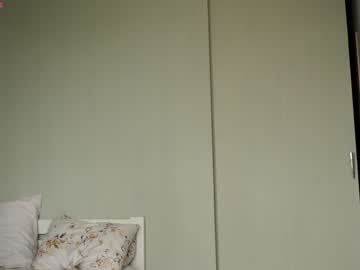 ronny_ponny's chat room