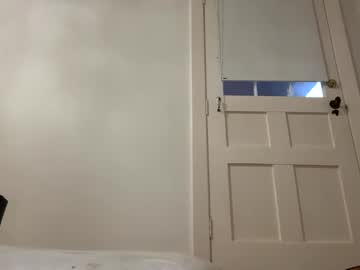 sarah_heart_aus's chat room