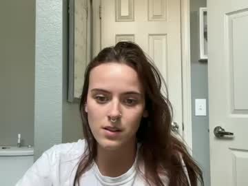 lunahype_xo's chat room