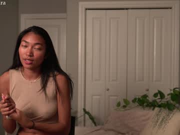 littlemiss_kira's chat room