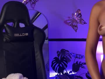 sweet_littleee's chat room