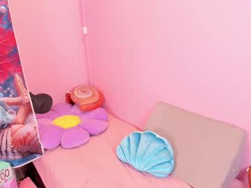 little_effy18_'s chat room