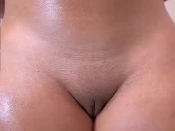 eliizabeth_roberts's chat room