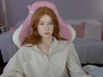 leahsthetics's chat room