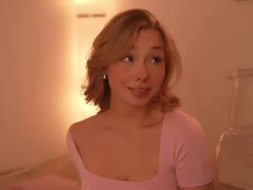 april_blush's chat room