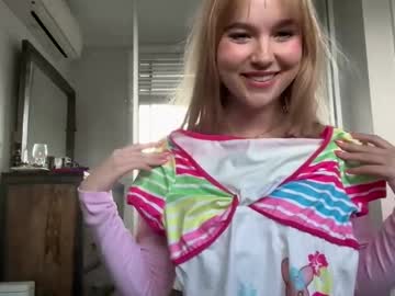 kittengirlxo's chat room