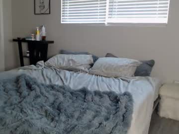 zoeemonroe's chat room