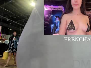 frenchava's chat room