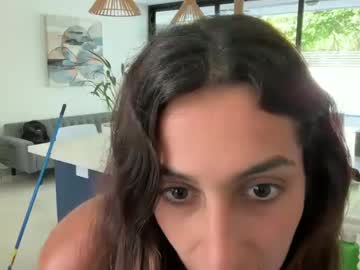 camiliakxoxo's chat room