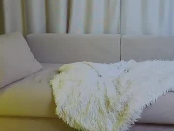 honey_bunny_96's chat room
