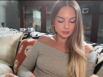 andreaelizabethxo's chat room