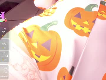 holly__milk's chat room