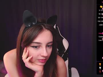 queen_kitty1818's chat room