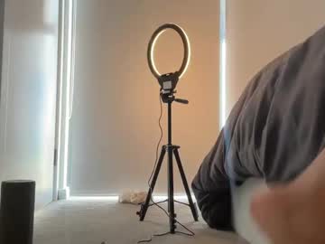 emillyyyx's chat room