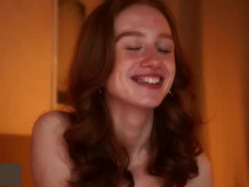 lizzy_blaze's chat room