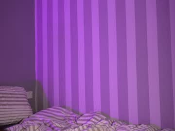 littlee33's chat room