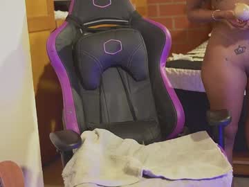 cheeseburgerjesus's chat room
