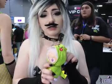 crimsonkitten's chat room