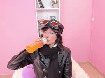 little_effy18_'s chat room