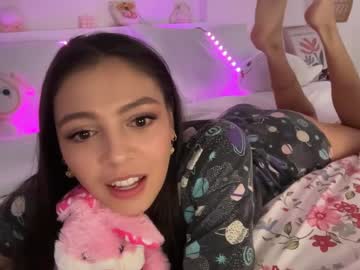 keirasworld's chat room