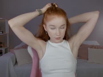 leahsthetics's chat room