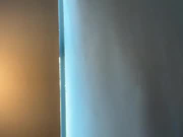 emillyyyx's chat room