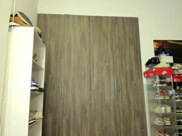 lindabluee's chat room
