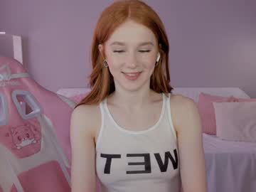 leahsthetics's chat room