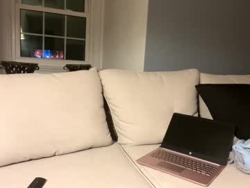 lilyblloom's chat room