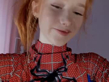 leahsthetics's chat room