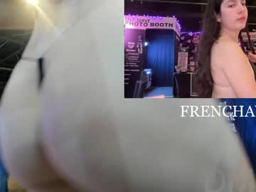 frenchava's chat room