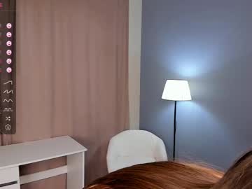maxinebickham's chat room