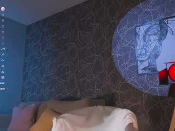 lucie_beltran's chat room