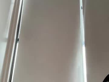 emillyyyx's chat room