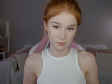 leahsthetics's chat room