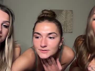 lilyblairee's chat room