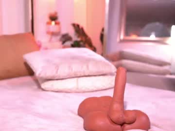 sary_hott's chat room