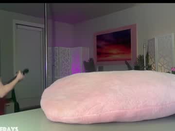 saraloverays's chat room