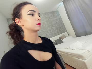 ehotlovea's chat room