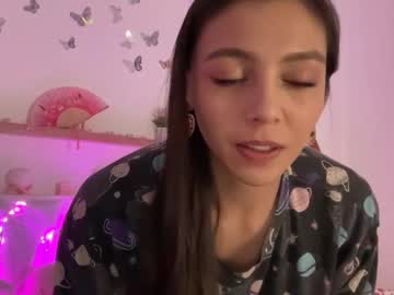 keirasworld's chat room