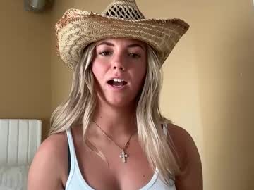 teagannearly's chat room