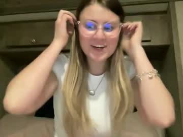 alexisdanielxo's chat room
