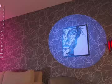 lucie_beltran's chat room