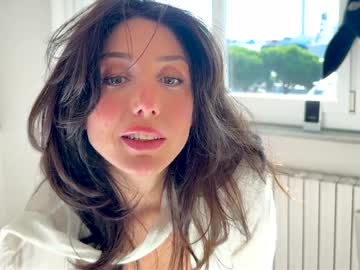 cleopatra_sinns's chat room