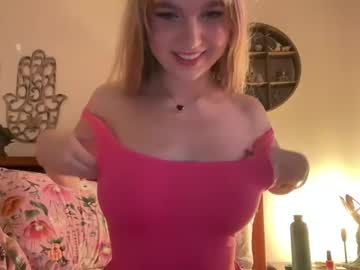 kittengirlxo's chat room