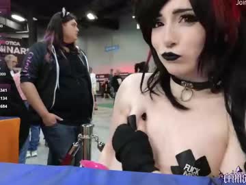 crimsonkitten's chat room