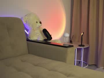beckymadsons's chat room