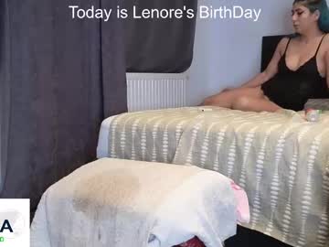 lenoreandjasonsroom's chat room