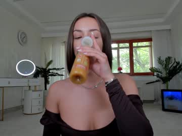 tiffanyhouston_'s chat room
